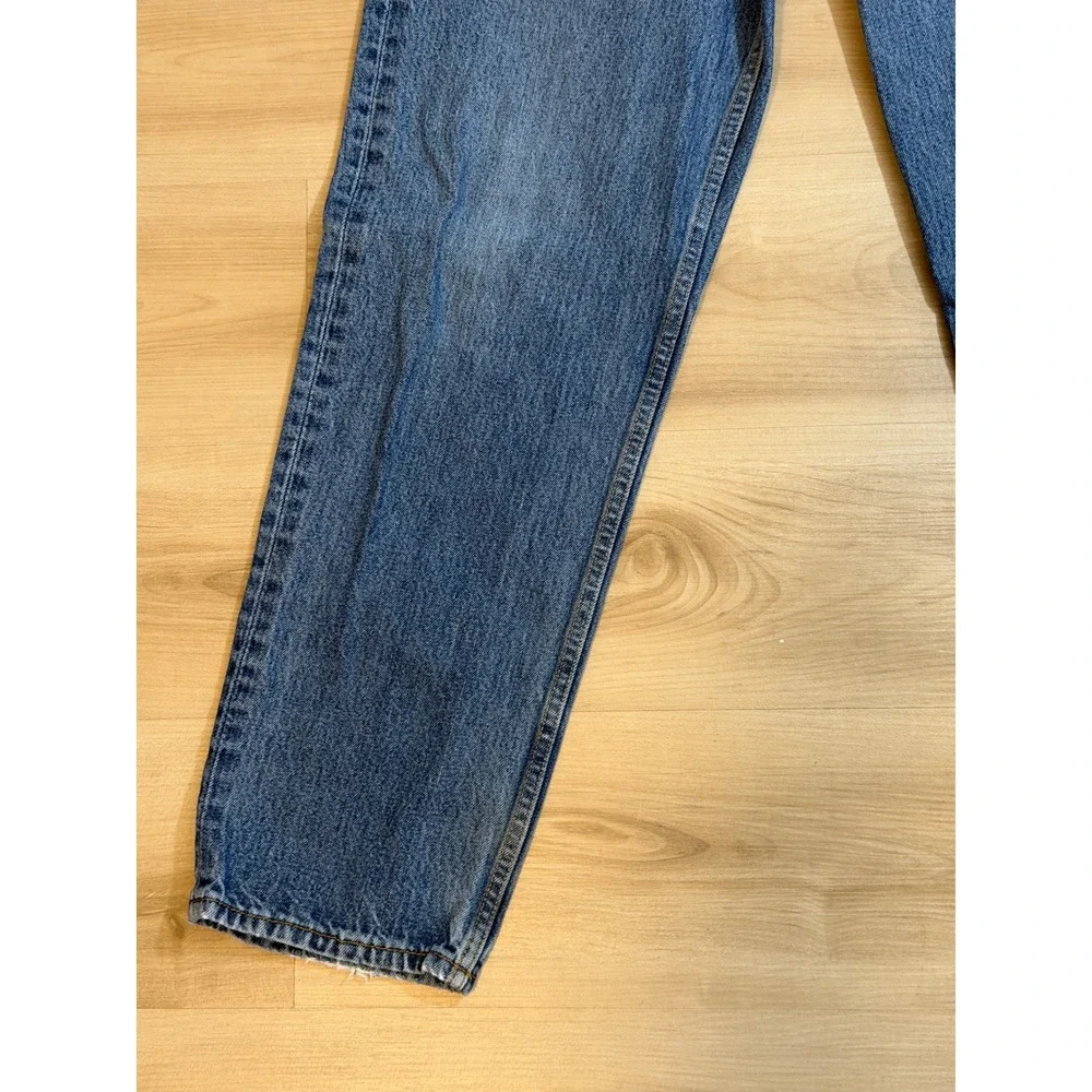 Levis seat after